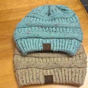 C.C. Exclusives 2 confetti knit winter hats beanies Beige and Mint Green Multi